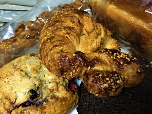 NbTƃXR[B_THE CITY BAKERY Otg