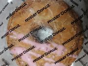 ̃~X^[h[iciMister Donutj̓eʐ^1