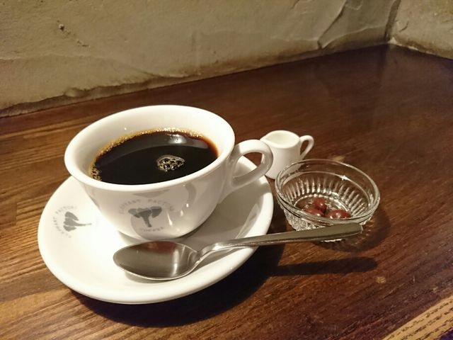 moomiELEPHANT FACTORY COFFEE̓eʐ^2