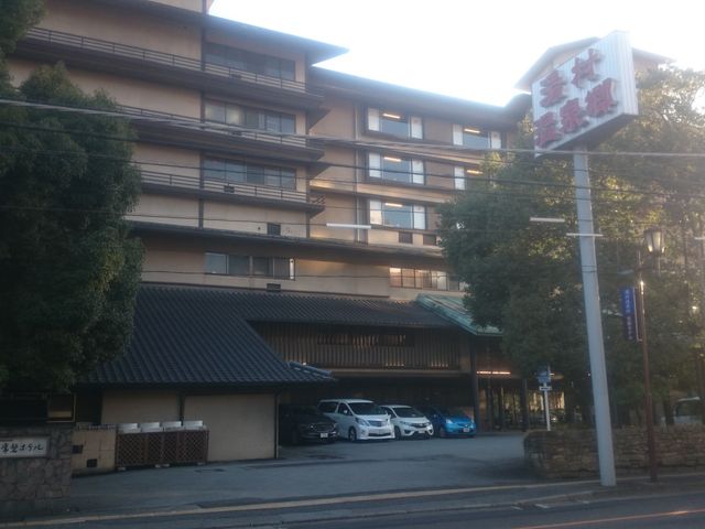 ��փz�e��_�b�{����