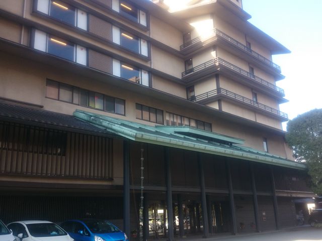 ��փz�e��_�b�{����