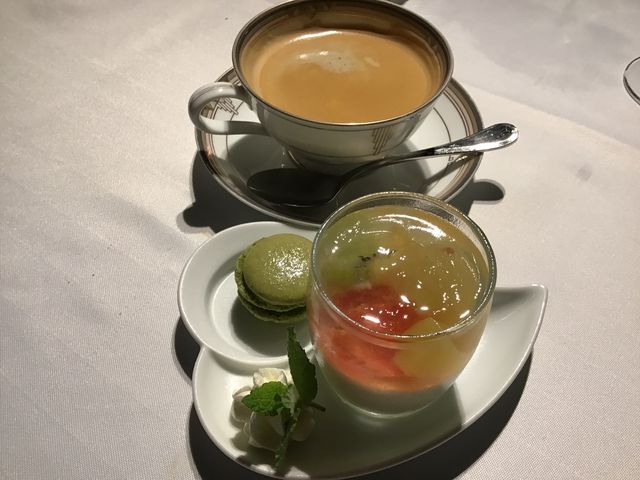 �f�U�[�g�ƃR�[�q�[_�Z�g���O���o�[�Y�n�E�X����