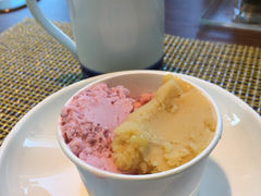 HIKO2̖ÉvXze@XJC^[ւ̓eʐ^1