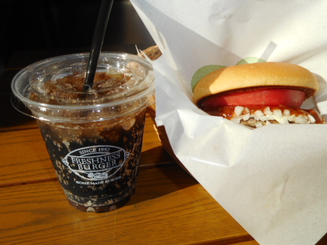 tbVlXo[K[AR[_tbVlXo[K[ XXiFRESHNESS BURGERj