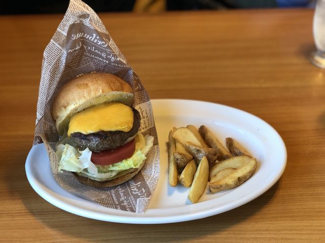 �`�[�Yin�n���o�[�K�[���|�e�g_�Y�Ă����X�g��������₩���u�X