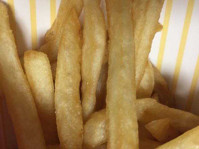 }񂳂̃}Nhih(McDonaldfs) CIYX̓eʐ^1