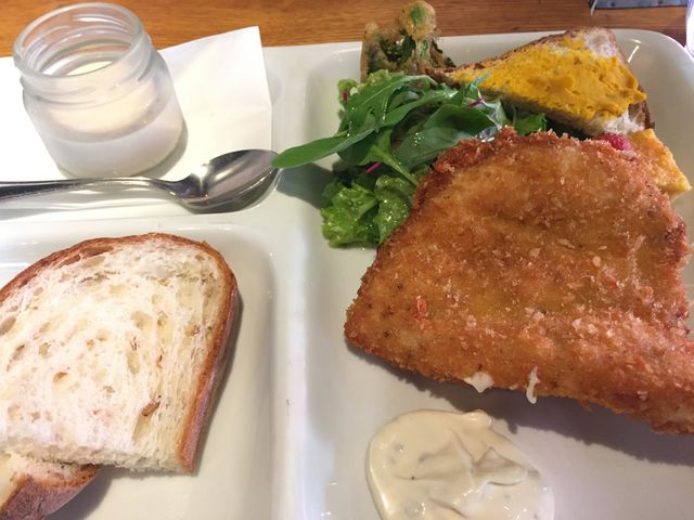 䂫ȂMother Moon Cafe* }U[[JtF O{{X̓eʐ^1