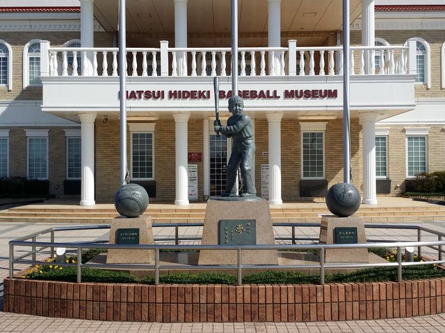 ����_����G��x�[�X�{�[���~���[�W�A��