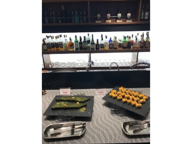 �����P�[�L�E���[�����`�[�Y�P�[�L_�I���G���^���z�e���L��