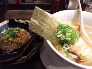 T[x^CK[̐ߍ˂ OX̓eʐ^1