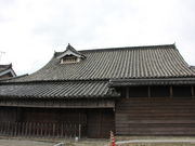 Yanwenli����̌I�R�ƏZ��̓��e�ʐ^1