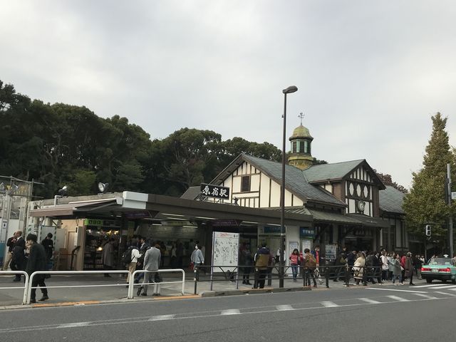 �N���V�b�N�őf�G�ȉw��_�i�q���h�w