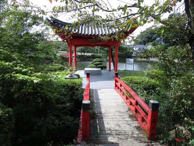 ��h��̎{��_���r