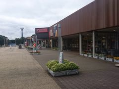 Bl̑T[rXGAijւ̓eʐ^1