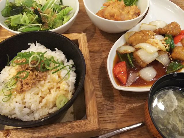 ւ̑pĕ ܂L[Y[X̓eʐ^1