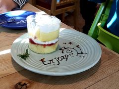 Rh Cafe ロンハーマンカフェ みなとみらい店 横浜 スイーツ ケーキ じゃらんnet