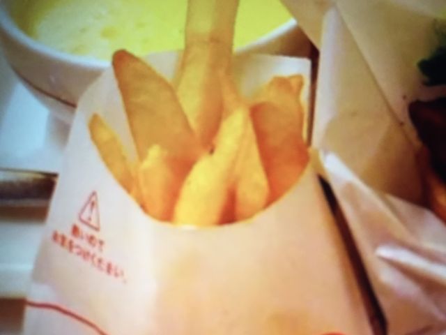 }񂳂̃Xo[K[S֋XiMOS BURGERj̓eʐ^1