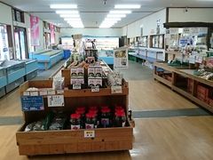 �X�k�v����̕��ӂ��̗��ւ̓��e�ʐ^1