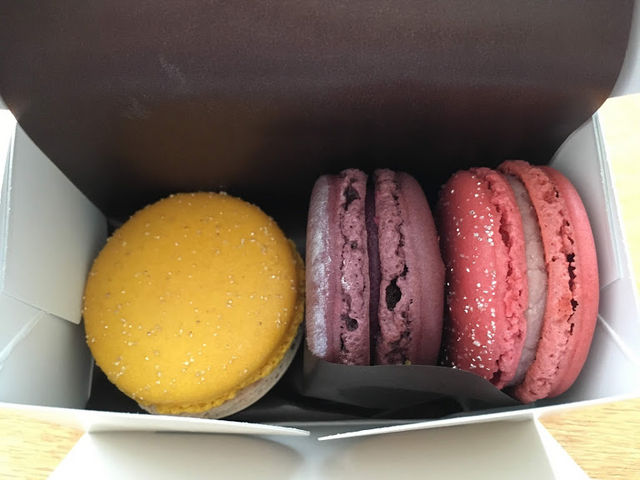 �I�����W�ƃV�����p���̃J�N�e���A�J�V�X�o�C�I���b�g�A�X�g���x���[�z���C�g�`���R���[�g_��}���߂��{�X