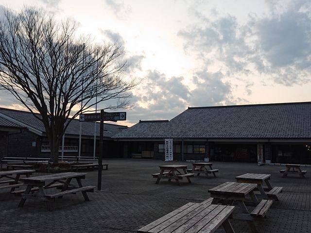 ��ʓ`���H�|��قł��B_���̉w ������܂�