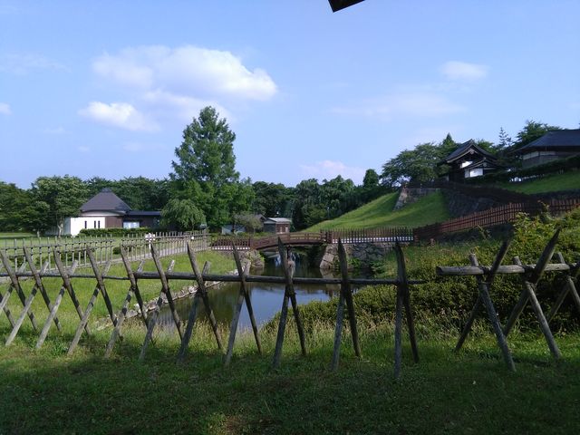 まほろば唐松中世の館「唐松城」能楽殿】アクセス・営業時間