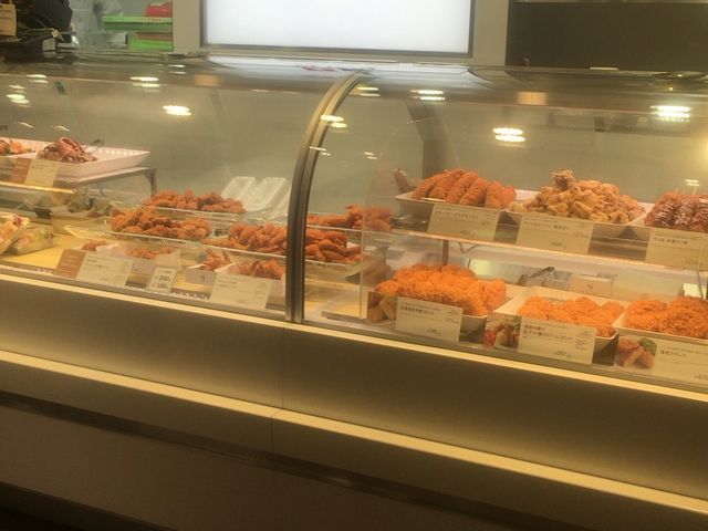 񂳂̃A[Gt GL[gԉHX̓eʐ^1