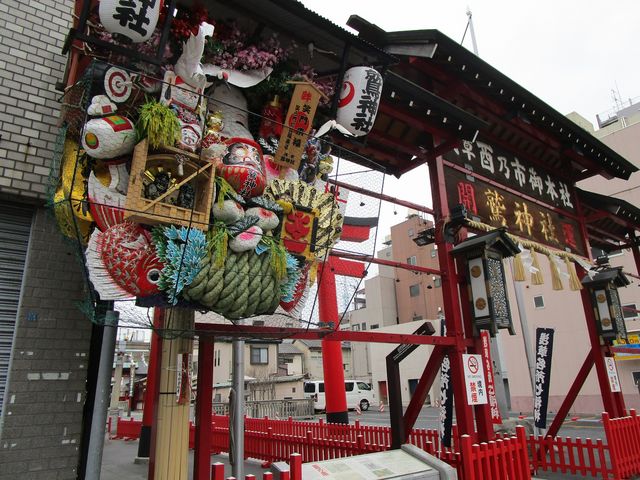 �������ɑ傫�ȌF��_�h�_��