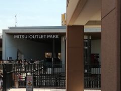 626̎OAEgbgp[N ꗳւ̓eʐ^1