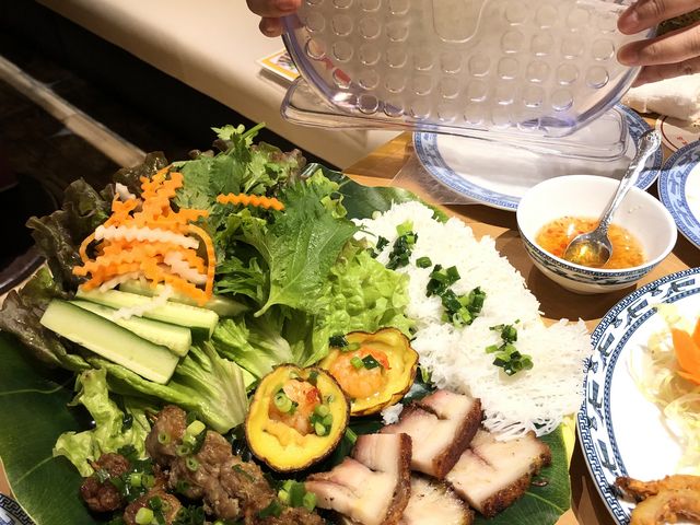 jjM̃TCS }WFXeBbN̓eʐ^3