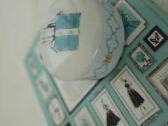 511̃n[oEEt[E|[Z[c@che'rieiVF[jւ̓eʐ^1