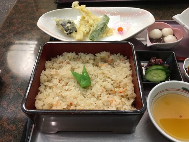 �������݂��тƓV�w���B
⡂̓V�w�����������������ł��B_�V���l�O���C�X�z�e��