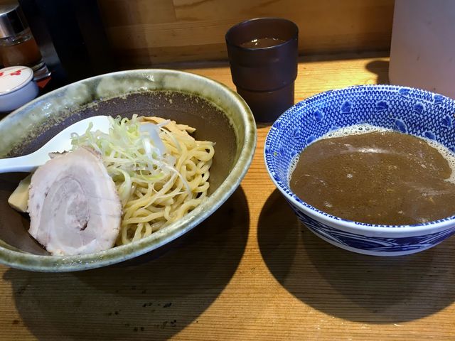 �܂�����̖ˉ� �V���̓��e�ʐ^1