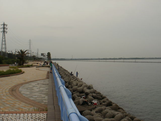 �C�ɖʂ�������_���P�Y�C�l����