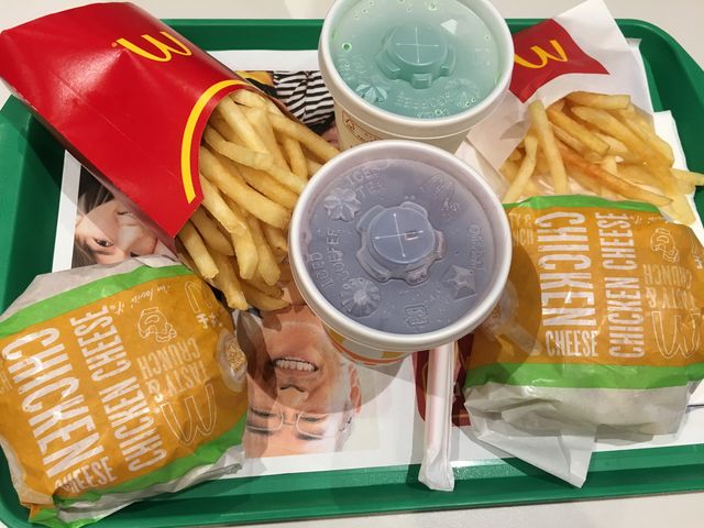 ق̃}Nhih(McDonaldfs)ncX̓eʐ^1