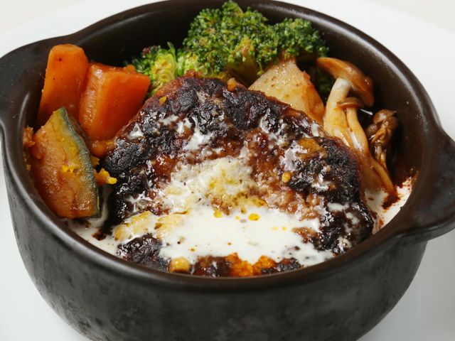 �݂��������CAFFE STRADA�i�J�t�F �X�g���[�_�j�̓��e�ʐ^3