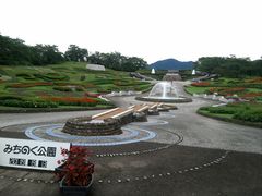 akane̍ĉ݂m̌ΔȌւ̓eʐ^1