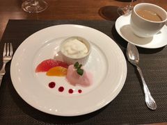 �߂�����̃t�����`���X�g����QuatreVingts�L���g�����@���ւ̓��e�ʐ^1