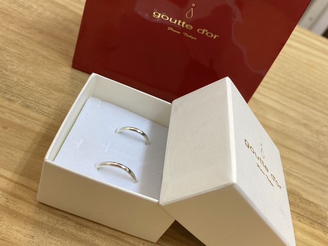 �Ō�Ɏ����A��p�Ƃ��Đ�p���ɓ���Ă���܂��I_�X�̒�������gouttedor