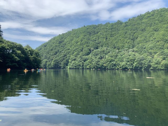 �V�C�ɂ��b�܂�čō���SUP�̌��ł���_Outdoor Village ZION