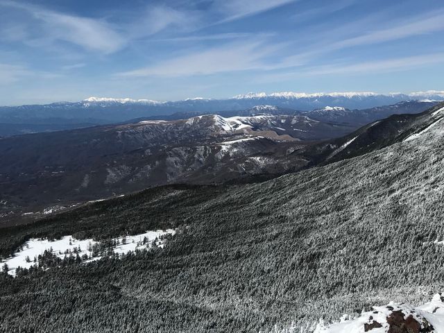 �W�]�䂩��̒��߁B��O�̃��m�g�[���̐��E�ςƁA���Ɛ̉��s��_���P�R