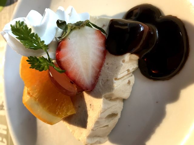 �o�i�i�`�[�Y�P�[�L_�N���X�z�e�����s�@KIHARU�u���b�Z���[