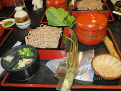 �g������̑T�����ȁT�Ԃւ̓��e�ʐ^1