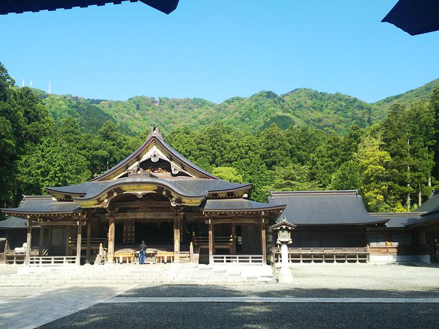 �ߘa�O�N�܌��Z��_�\�F�_��