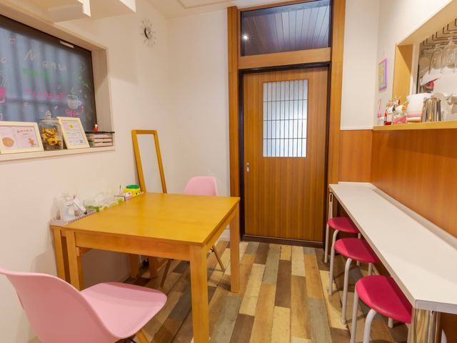 ���j���͉��l�œ�����肢�t�ɂ��I�΂�Ă��鉡�R�蟊�搶���Ӓ肵�Ă��܂��B_kikcafe