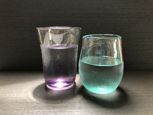 �ō��ɑf�G�ȃO���X��_�ɍ��ۃK���X�H�[�@���X