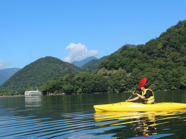 ���₩�Ȍ΂Ƒ厩�R�Ɉ͂܂��_�{���t�@�C�A �J�k�[