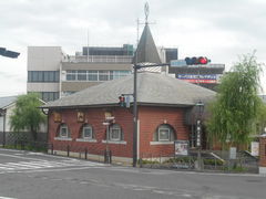 �g�V���[����̖��񋽓y���p�ٖ{�قւ̓��e�ʐ^1