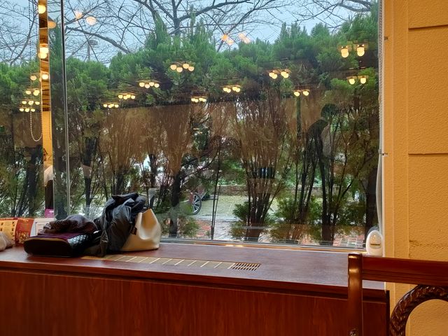 �t�͍������ꂢ���낤�Ȃ��Ǝv�����͂��Ȃ��������肷��̂��܂��ǂ��B_KKR�z�e�����É�