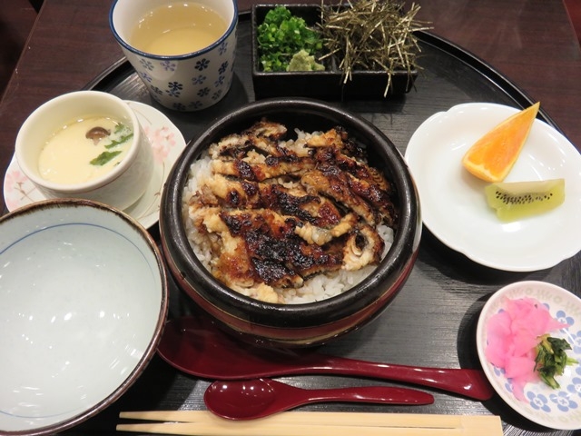 Ă̖Hv򕌃VeB^[X̓eʐ^3