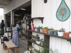 ���낳��̗����K���X�H�[�@���ւ̓��e�ʐ^1